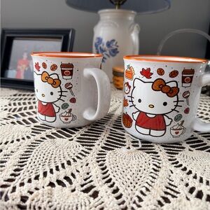 Hello Kitty Festive Mug Set -